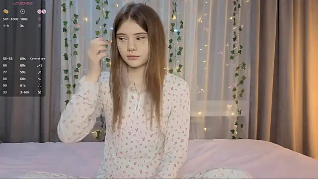 CarolinePepper online show from February 18, 2:16 pm