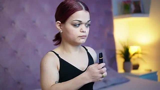 MaiaMini online show from April 7, 10:34 pm