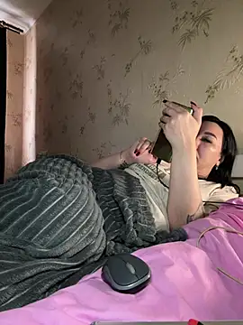 Naughtbaby 2025 online show from February 10, 7:44 am