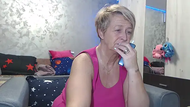 RosesandLillies online show from March 23, 6:36 pm