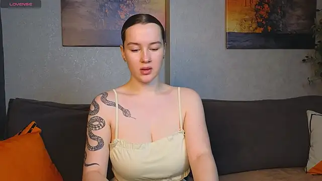 Anna Carters online show from November 20, 8:37 am