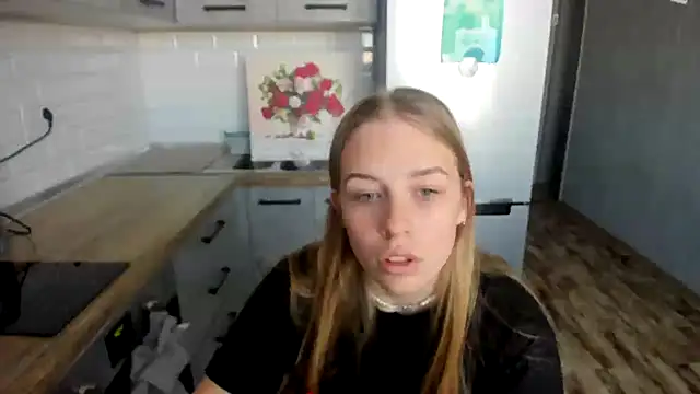 Snapshot of AnnNorriss chatting on October 21, 1:04 pm AnnNorriss online show from October 21, 1:04 pm