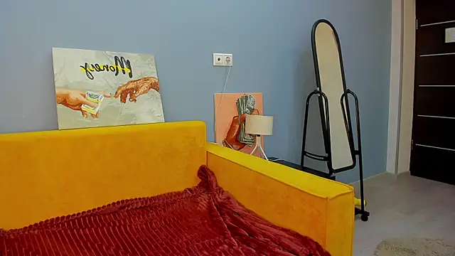 Sandra Wi1son online show from February 24, 1:38 am