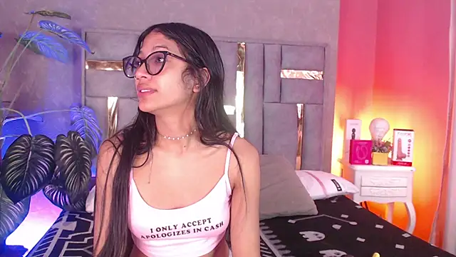 Tyla Ks online show from October 30, 7:37 pm