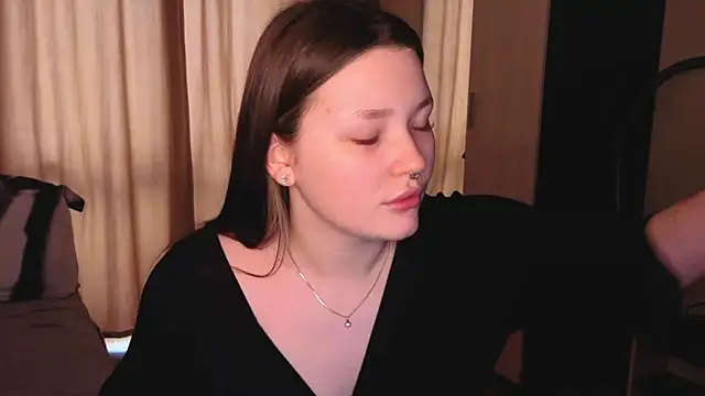 milliedoll online show from April 6, 7:09 am