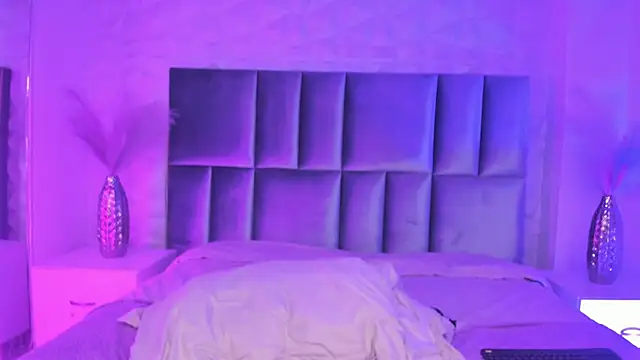 Selene bennet online show from March 12, 3:53 am