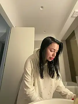 Mia Splash online show from February 10, 12:19 pm