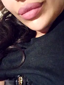 Sexlove1xo online show from April 8, 4:31 pm