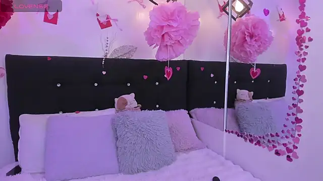 Anniie  Evans online show from March 2, 4:03 pm