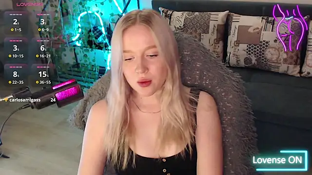 Snapshot of lissallor_ chatting on September 27, 7:21 pm lissallor online show from September 27, 7:21 pm