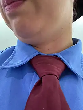 Megan-01- online show from February 5, 12:52 pm