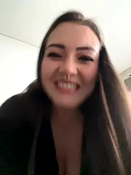 Luna kitty online show from November 17, 11:55 am