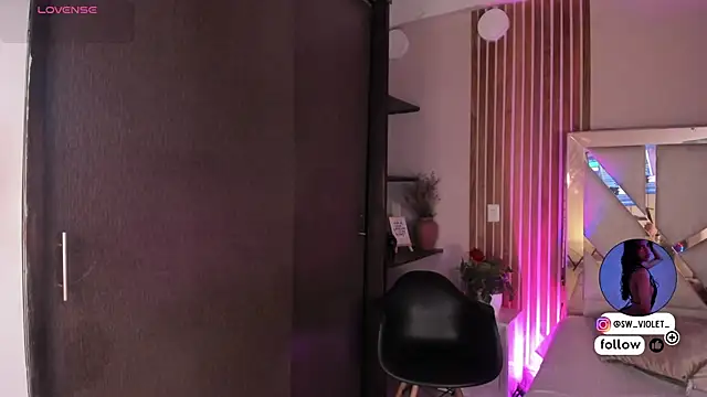 sweetviolet   online show from April 9, 12:32 pm