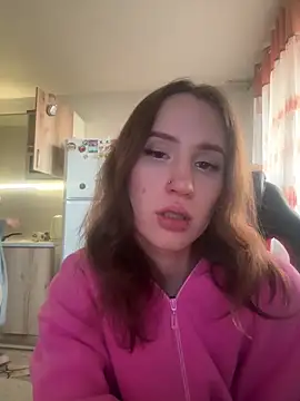 kisssssssss online show from November 16, 8:05 am