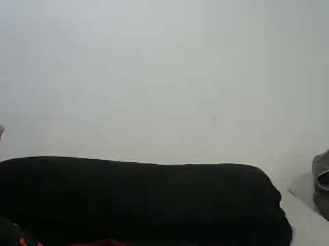 Hotmodel1984 online show from March 10, 6:45 pm