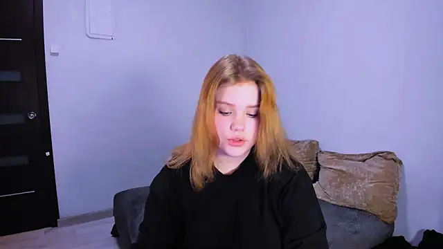 LaseyMoon online show from November 7, 12:49 am