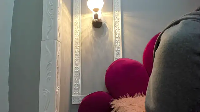 Bonniie 22 online show from March 9, 7:17 pm