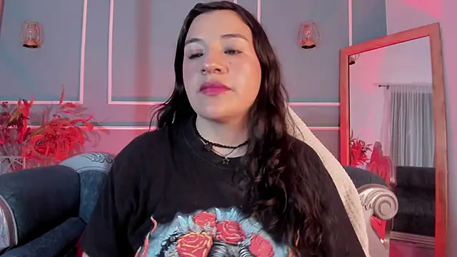 TaraTaylorr online show from November 2, 2:26 am