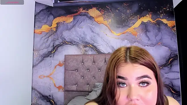 MadissonLee   online show from November 28, 12:52 pm