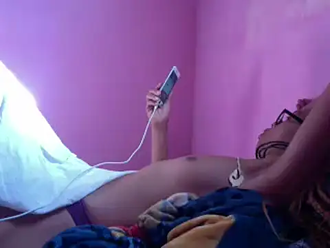 Ladyzee25 online show from February 20, 1:23 pm