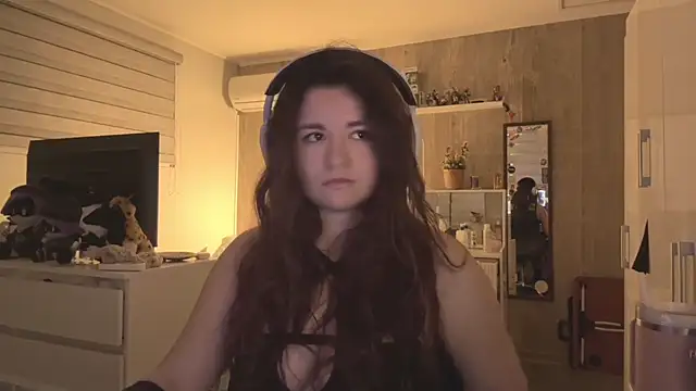 Piolapk online show from May 25, 2:21 am