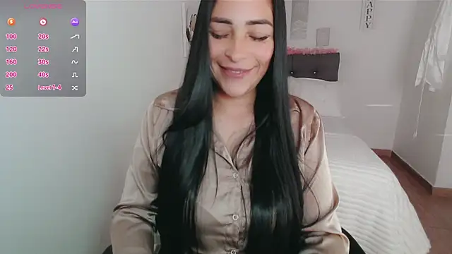 luna lgomez  online show from October 1, 1:38 pm