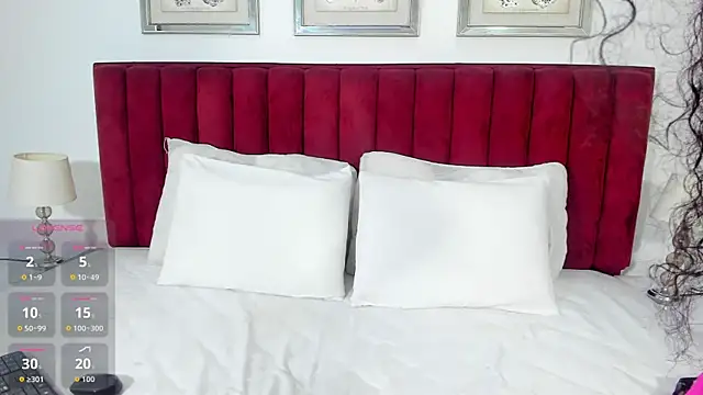 Angelesmith1 online show from September 18, 4:05 pm