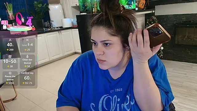 Layla- online show from February 21, 5:57 pm