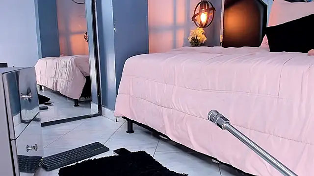 Melissa 23  online show from October 10, 11:37 am