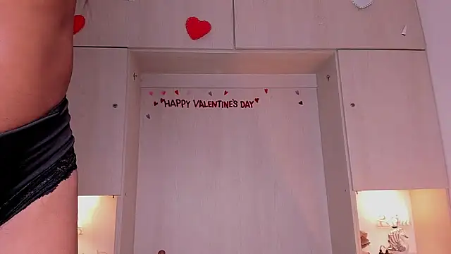 BeverlySteel online show from February 25, 8:29 pm