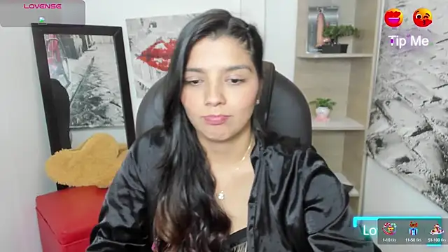 issa  nassar online show from October 10, 5:07 pm