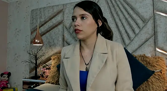 LiliJensen online show from November 16, 7:58 pm