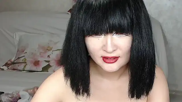 Sweet Yoon online show from October 25, 2:35 pm