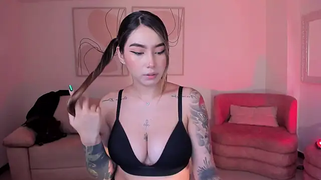 MaddisonCollins online show from November 22, 12:19 pm