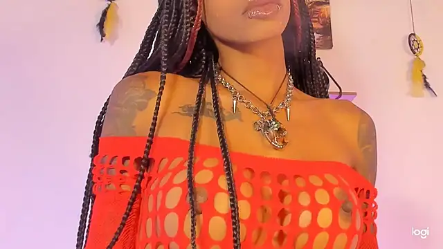 Snapshot of Aprillebony chatting on October 1, 12:59 am Aprillebony online show from October 1, 12:59 am