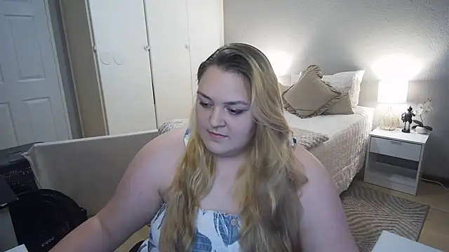 Neytjie online show from November 27, 6:00 pm