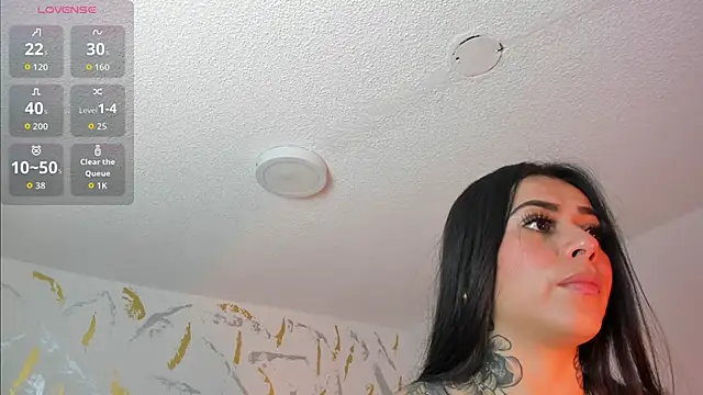 Cristal Velle online show from April 11, 10:19 am