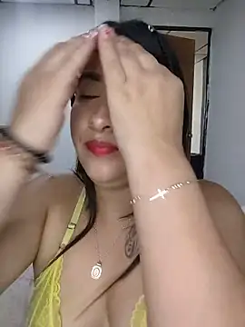 mialorents online show from February 18, 9:36 pm