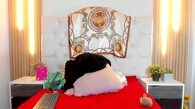 Alexa Bravva online show from March 14, 5:19 am