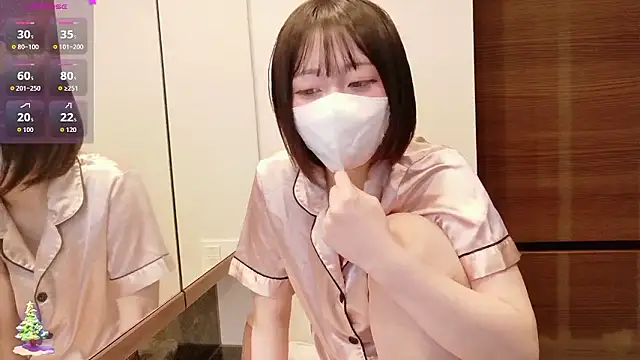 Rodrigues Lucas online show from December 5, 6:20 pm