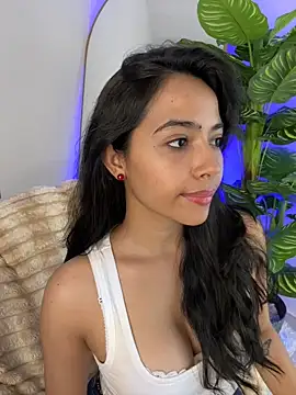 Emily Thompson  online show from July 29, 2:22 am