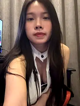 Snapshot of koukou2025 chatting on September 9, 1:33 pm koukou2025 online show from September 9, 1:33 pm