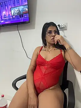 jheicylli online show from March 1, 10:42 pm