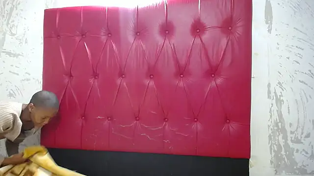 BondiBitch online show from November 29, 10:25 pm