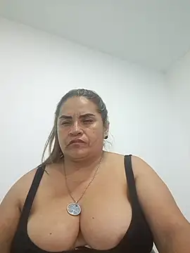 Milena Foox online show from December 18, 5:23 am