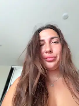 AleksandraRich online show from June 12, 1:02 am