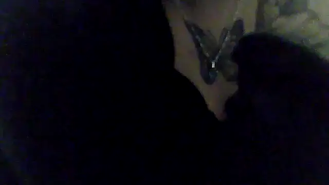 Snapshot of babyluzzy chatting on September 18, 10:19 pm babyluzzy online show from September 18, 10:19 pm