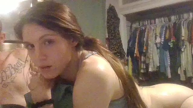 sweetbeans69 online show from November 5, 8:52 am