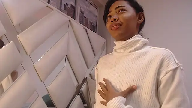 willow smitt online show from April 11, 1:26 pm