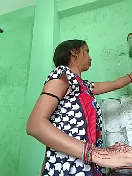 Hotty-Nidhi online show from February 21, 7:53 am